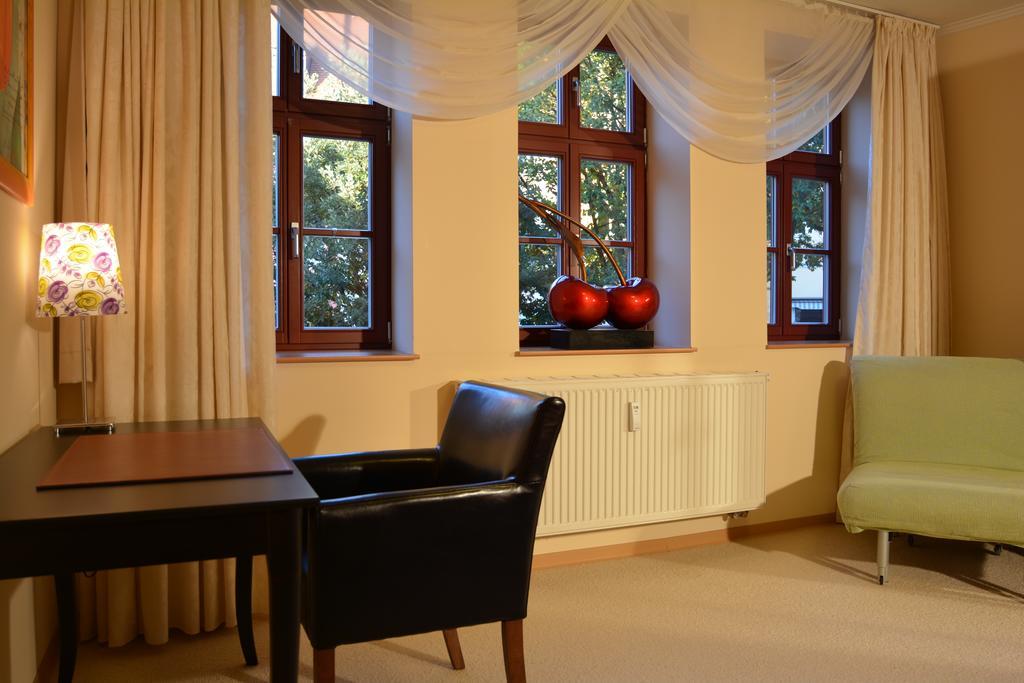 Ferienwohnung Domschatz Naumburg  Bilik gambar